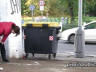 Schau den geilen Girls beim ficken zu