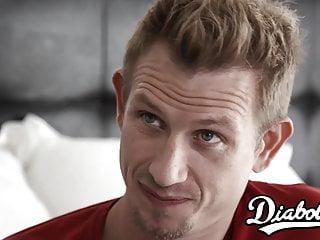 Teen aidra Fox leckt Stiefbruder nach dem Blowjob