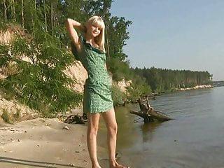 Sie verdient sich Geld für ihre Fans