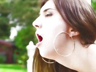 Meine Stiefschwester zeigt mir wie es geht