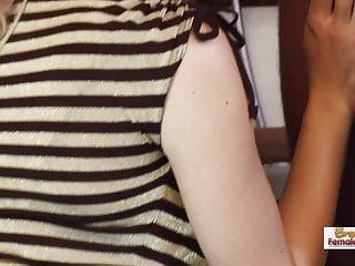 Wunderschönes Babe hat spaß mit ihrem Freund