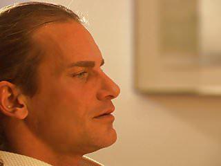 Blondine Evans in den Arsch gefickt