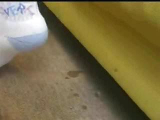 Ryoko - Amateurin masturbiert und spritzt