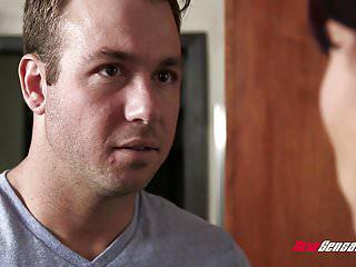 Geile Milf Amber Chase fickt ihren Stiefsohn