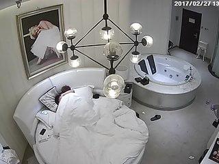 Heisse Blondine in den Arsch gefickt