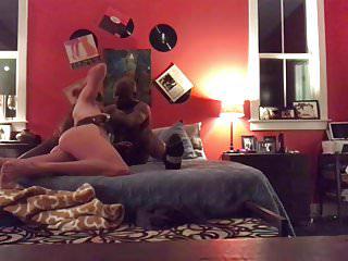 Cuckold Ehemann muss das Sperma lecken