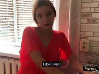 Er betrügt seine Frau während ihr Mann arbeitet