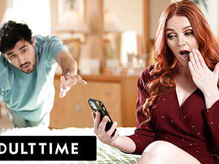 Versaute stiefmama Marie macht nackt mit ihrem Stiefsohn